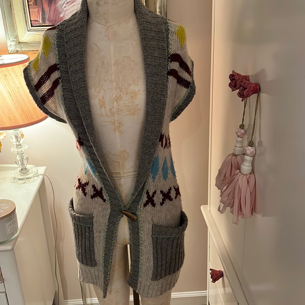 Vintage Free People 100% wool long vest sweater Aztec print